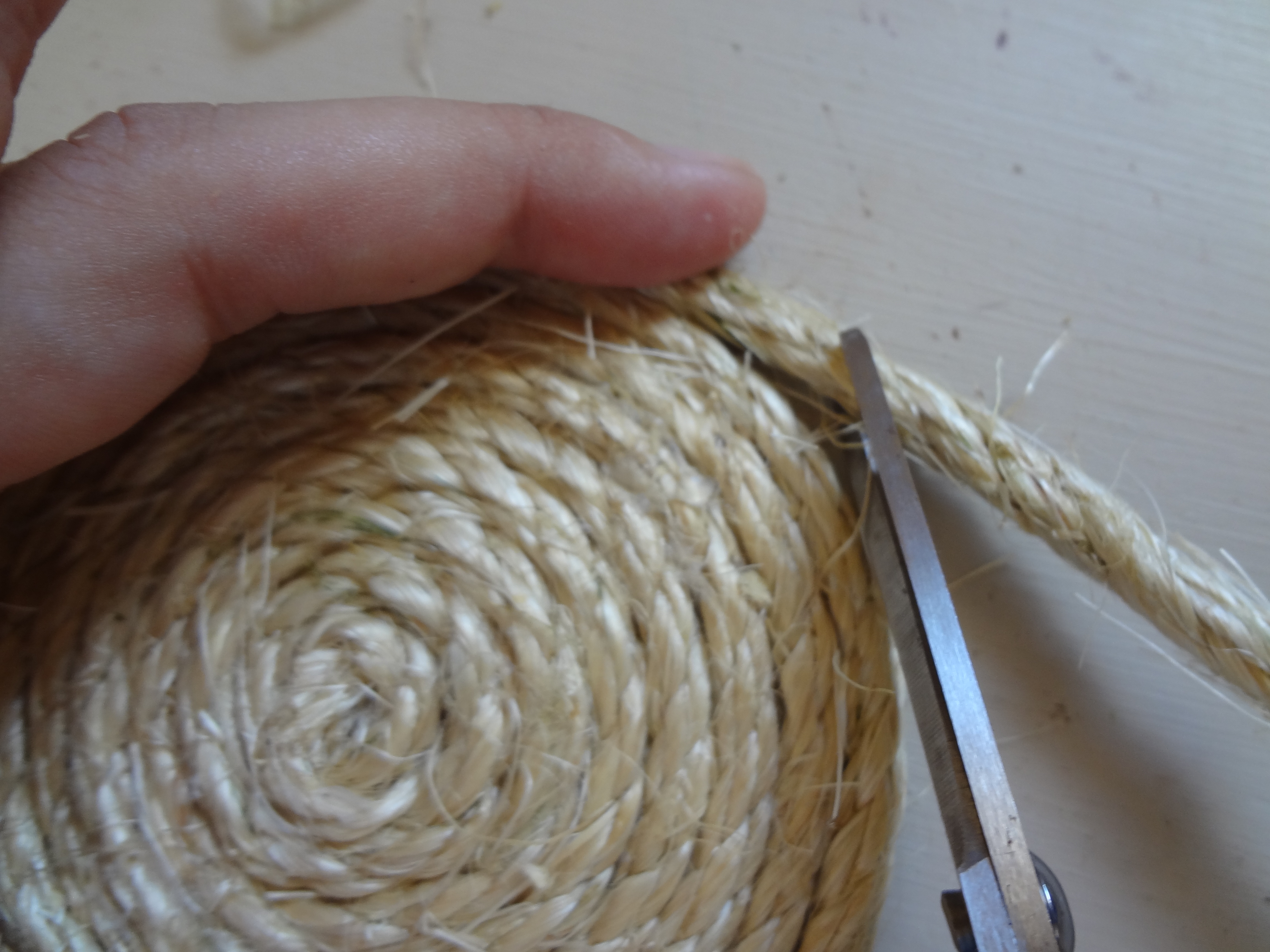 15+ Easy Rope Crafts - Sand and Sisal