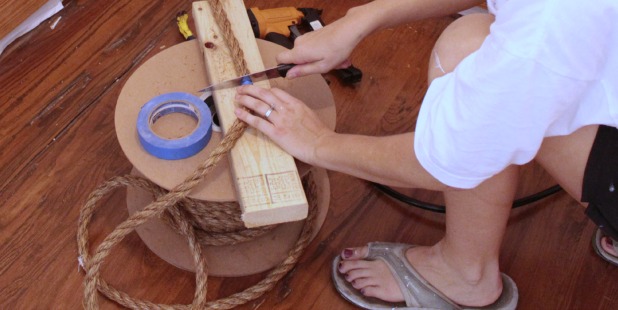 cutting rope with a knife