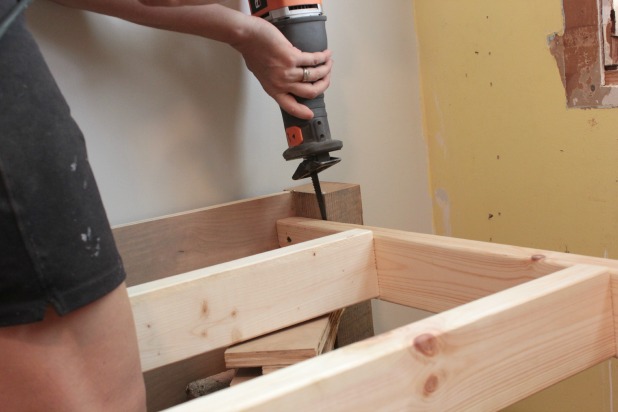 diy wood bed frame assembly