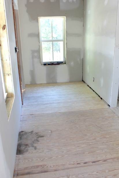 installing new hardwood floor