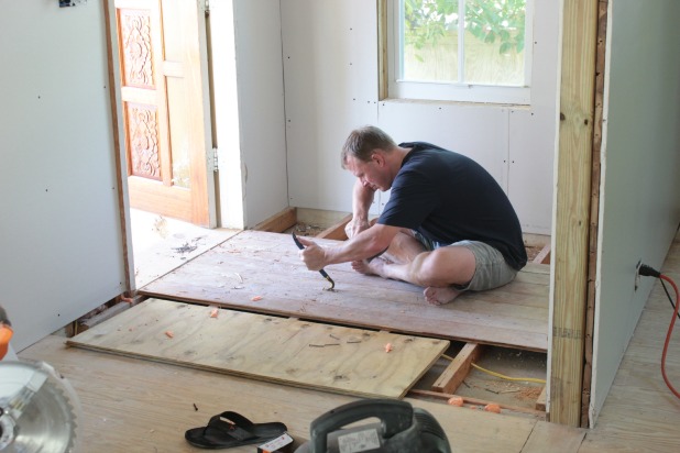 installing new hardwood floor