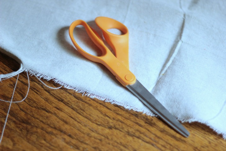 DIY grain sack table runner with a canvas drop cloth