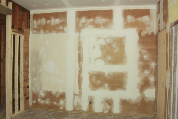 guest bedroom wall repair
