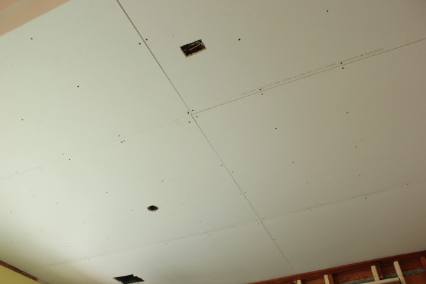 how to drywall a ceiling