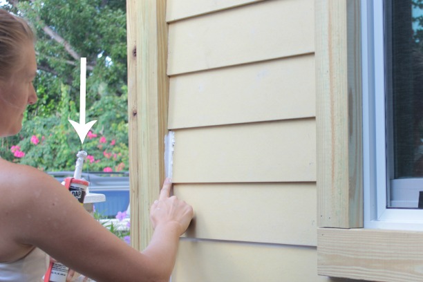 how to caulk exterior siding