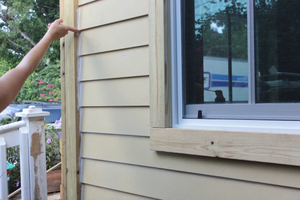 how to caulk exterior siding