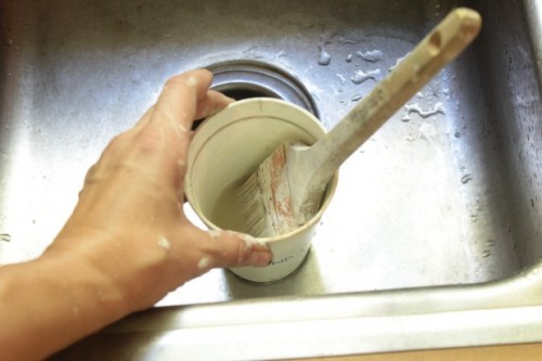 how to clean oil based paint out of your paint brush - the space between