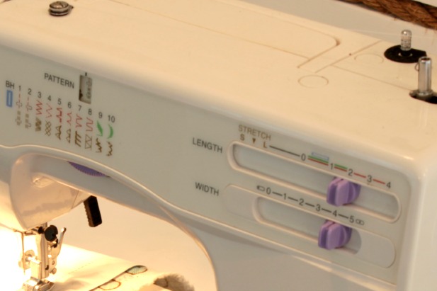 making curtains - sewing machine settings