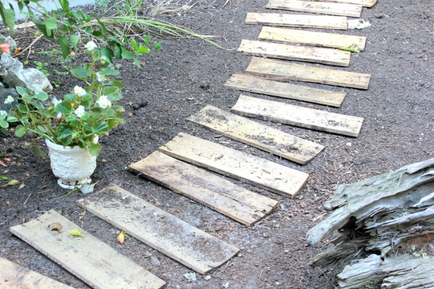 diy pallet walkway, one huge project fail